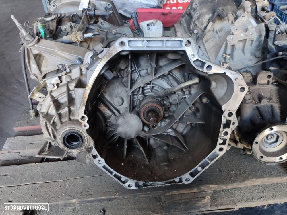 CAIXA DE VELOCIDADES RENAULT KADJAR - 1