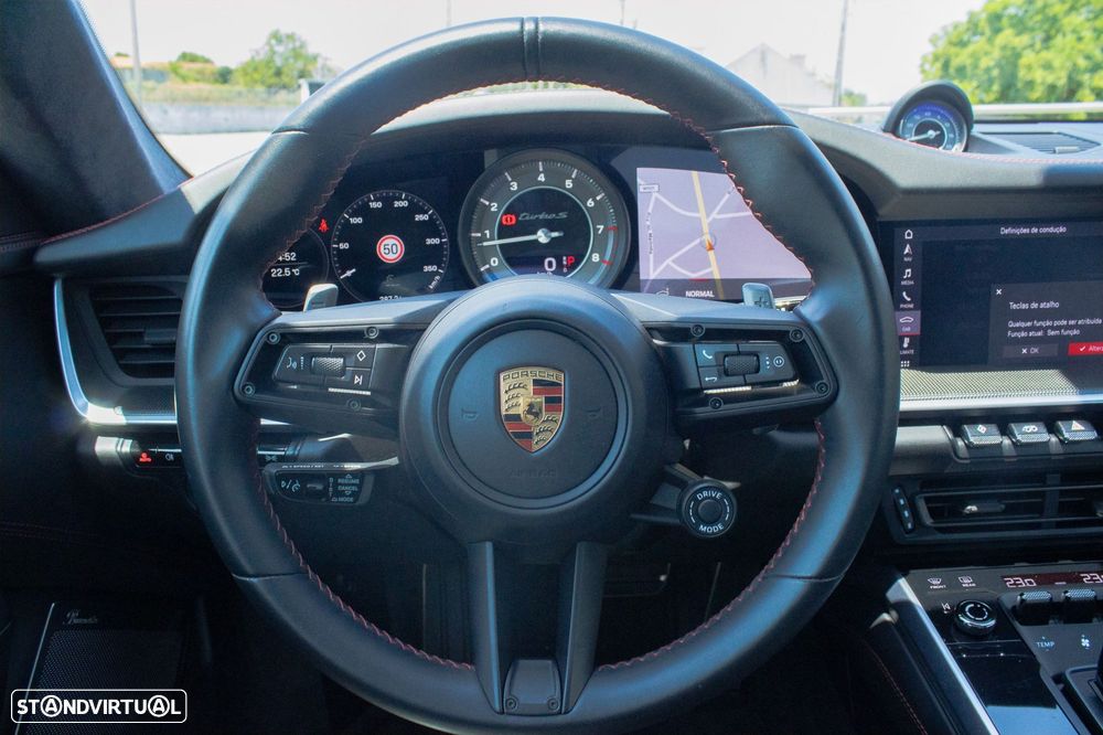 Porsche 911 (992) Turbo S PDK - 34