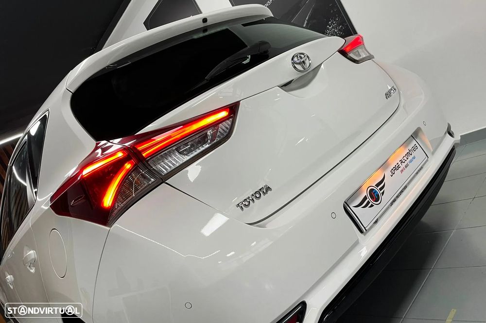 Toyota Auris 1.4 D-4D Exclusive - 21