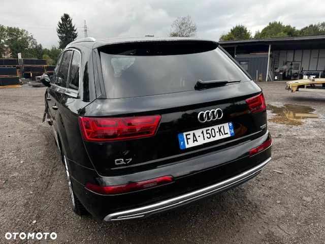 Audi Q7 e-tron 3.0 TDI Quattro Tiptr - 10
