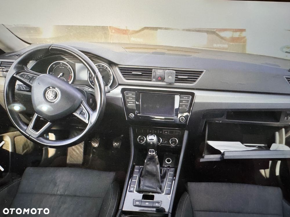 Skoda Superb 2.0 TDI Ambition - 5