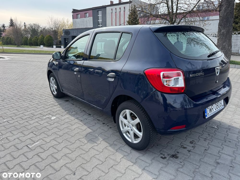 Dacia Sandero 1.2 16V 75 Essentiel - 3