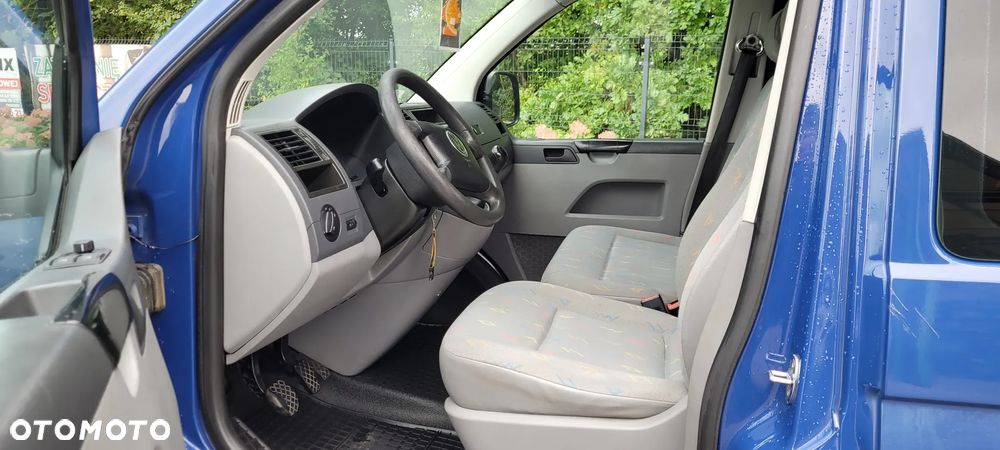 Volkswagen Transporter - 4