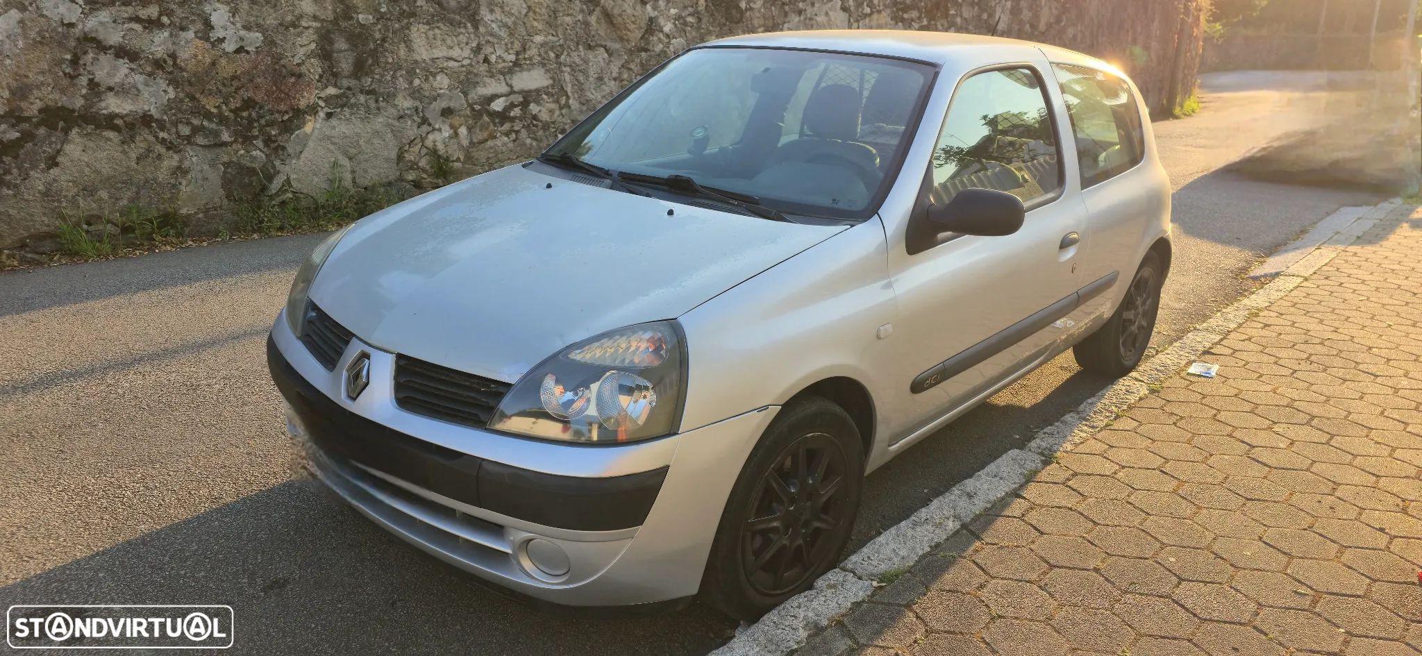 Renault Clio 1.5 dCi Pack - 1