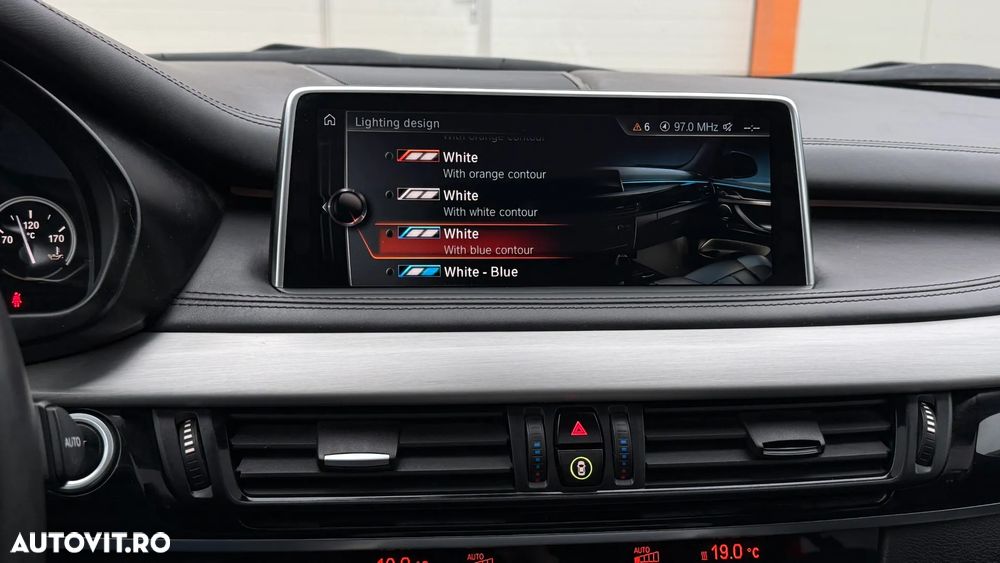 BMW X5 xDrive40e - 25