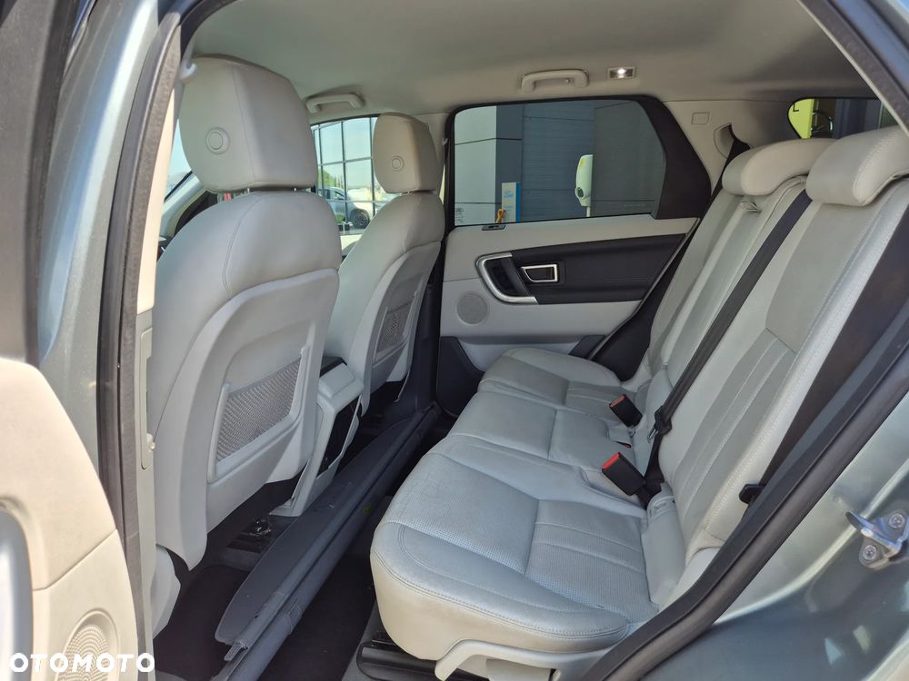 Land Rover Discovery Sport - 15