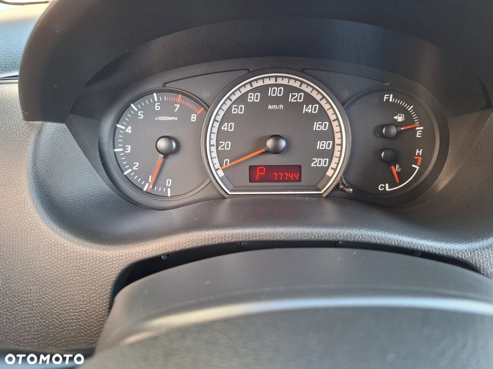 Suzuki Swift 1.5 GLX / Comfort - 24