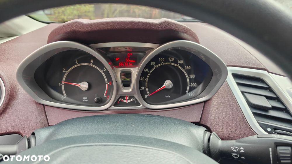 Ford Fiesta - 13