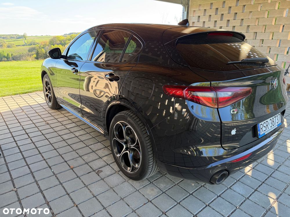 Alfa Romeo Stelvio 2.0 Turbo Veloce Q4 - 2