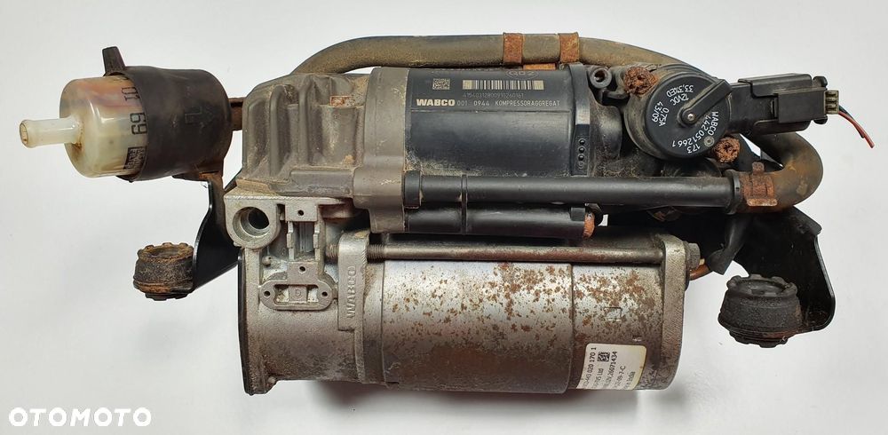 KOMPRESOR ZAWIESZENIA AIRMATIC MERCEDES W212 3.0 CDI V6 A2123200404 - 1
