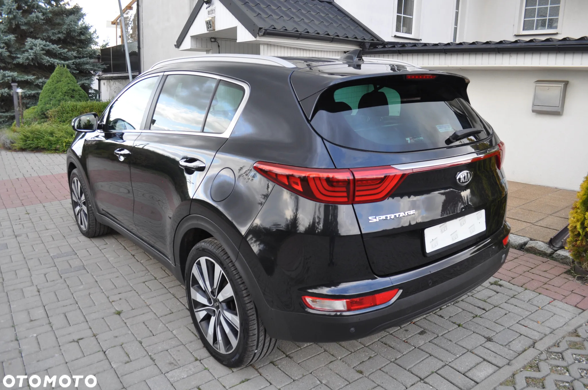 Kia Sportage 1.6 CRDI AWD Eco-Dynamics+ (48V M-H) DCT Black Edition - 7