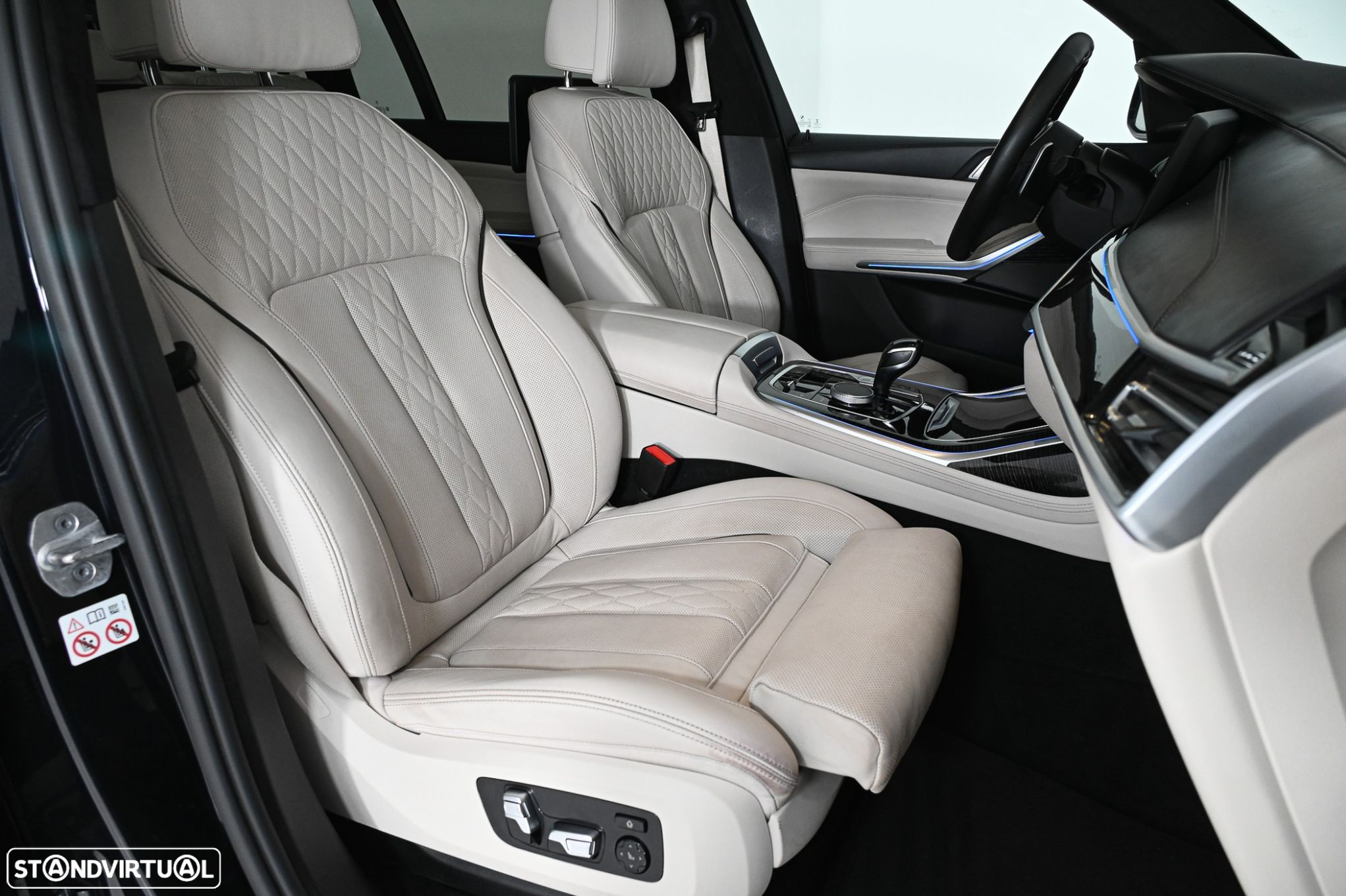 BMW X7 M50i - 15