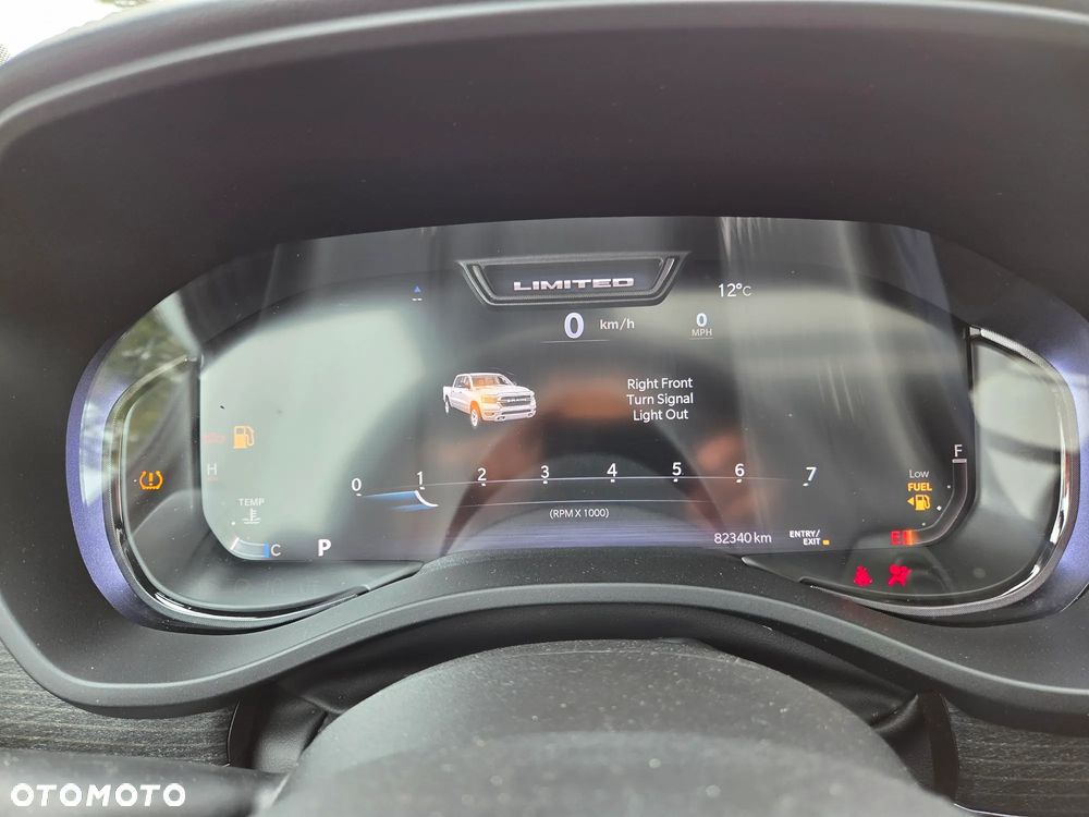 RAM 1500 Crew Cab Shortbed Limited - 31