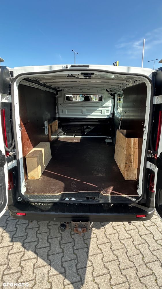 Renault Trafic NV300 - 25