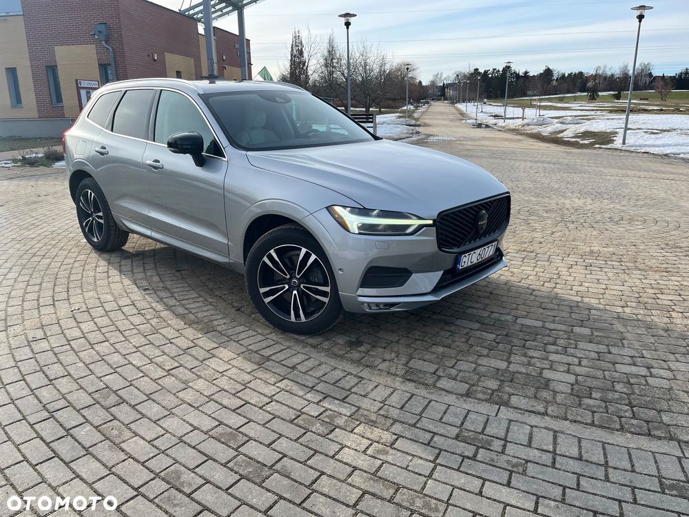 Volvo XC 60 T6 AWD Geartronic Momentum Pro - 19