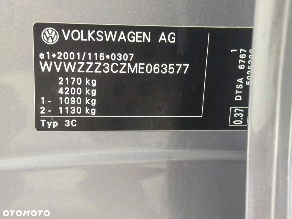 Volkswagen Passat - 24