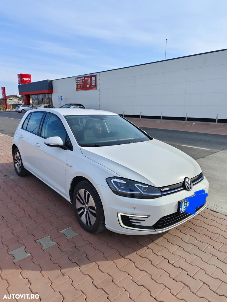 Volkswagen Golf - 3