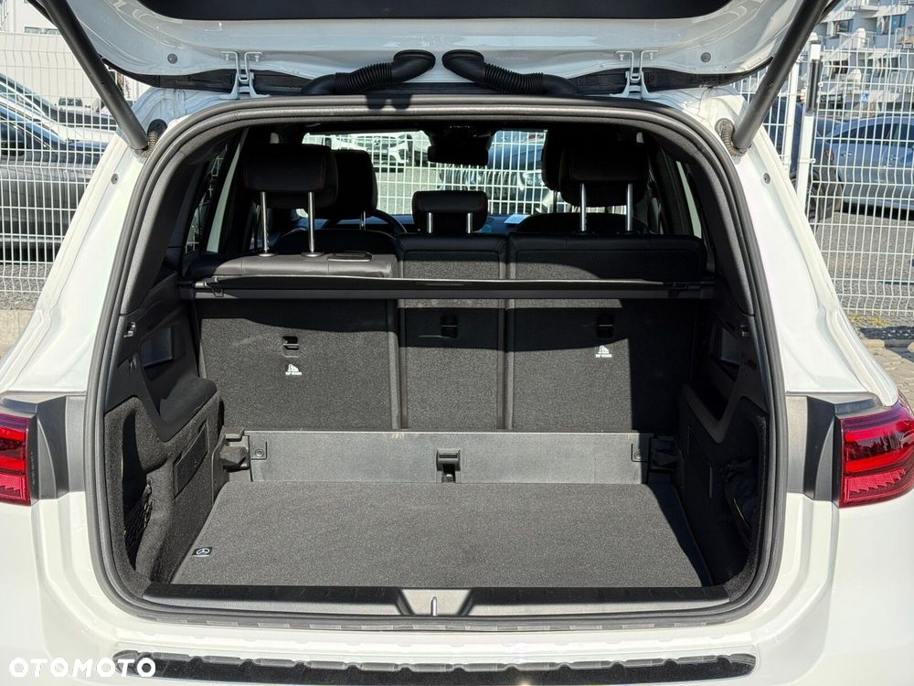Mercedes-Benz GLB 200 d AMG Line 8G-DCT - 31
