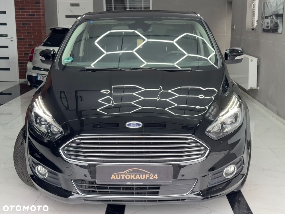 Ford S-Max 1.5 EcoBoost Titanium - 4