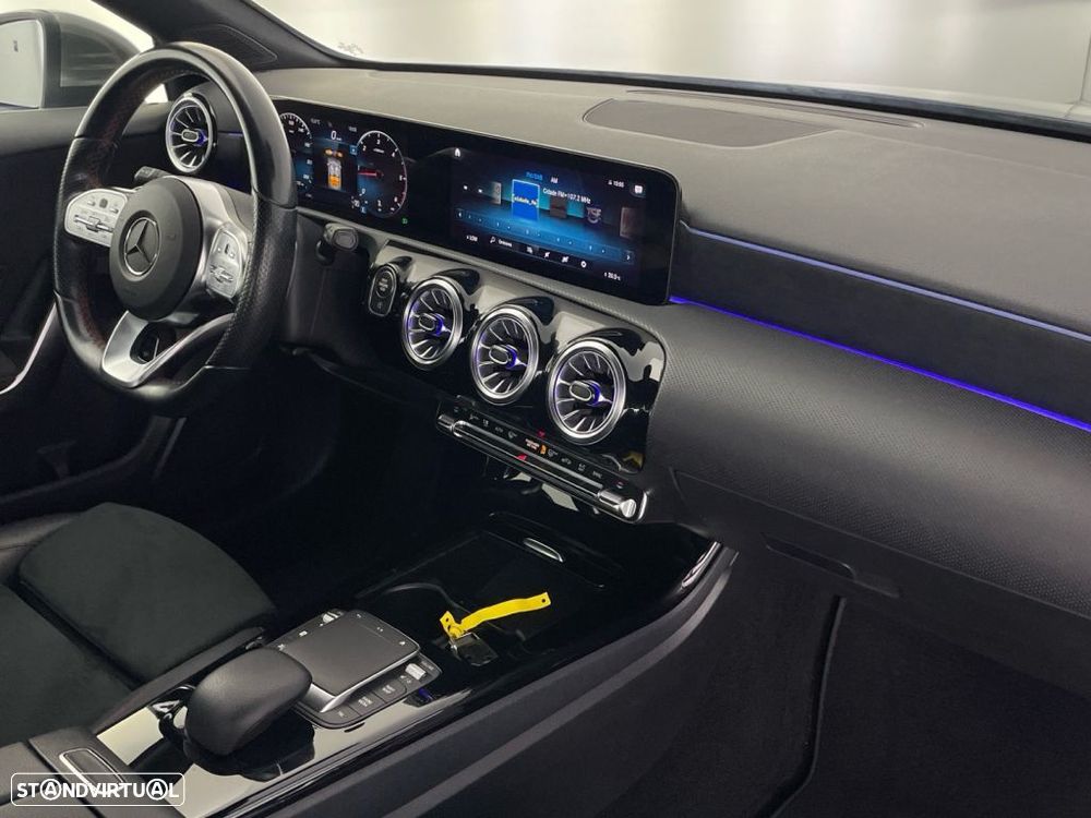 Mercedes-Benz A 180 Limousine d AMG Line Aut. - 23