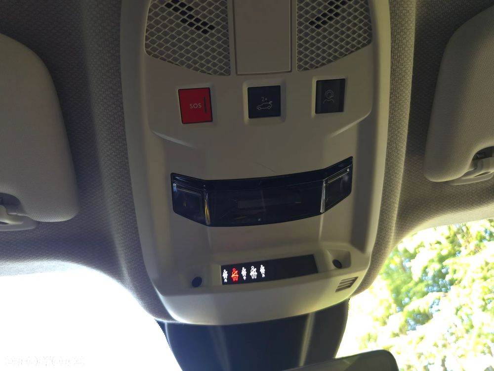 Jeep Avenger 54kWh Summit - 19