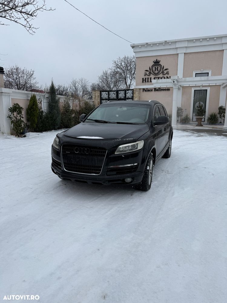 Audi Q7 - 1