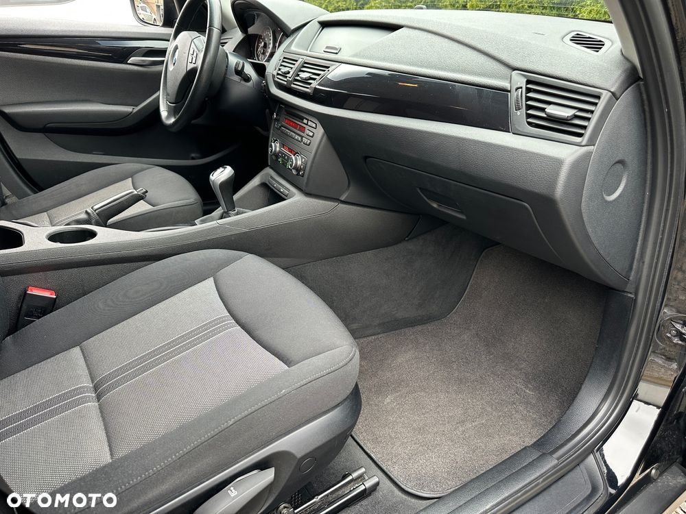 BMW X1 sDrive20d - 8