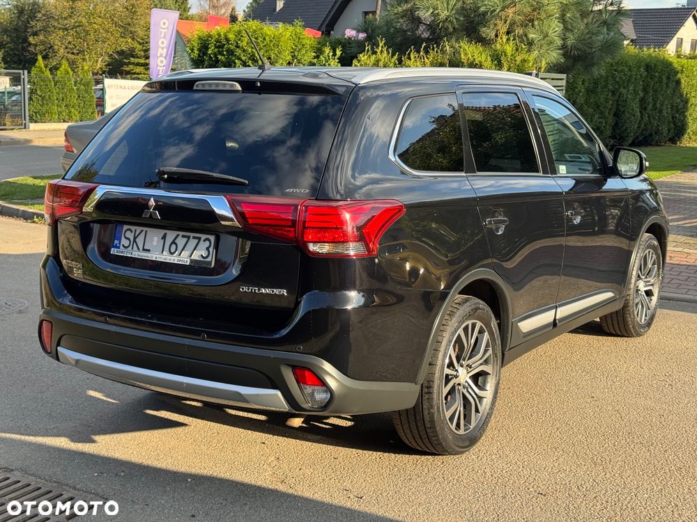 Mitsubishi Outlander 2.2 DI-D Instyle SDA 4WD - 39
