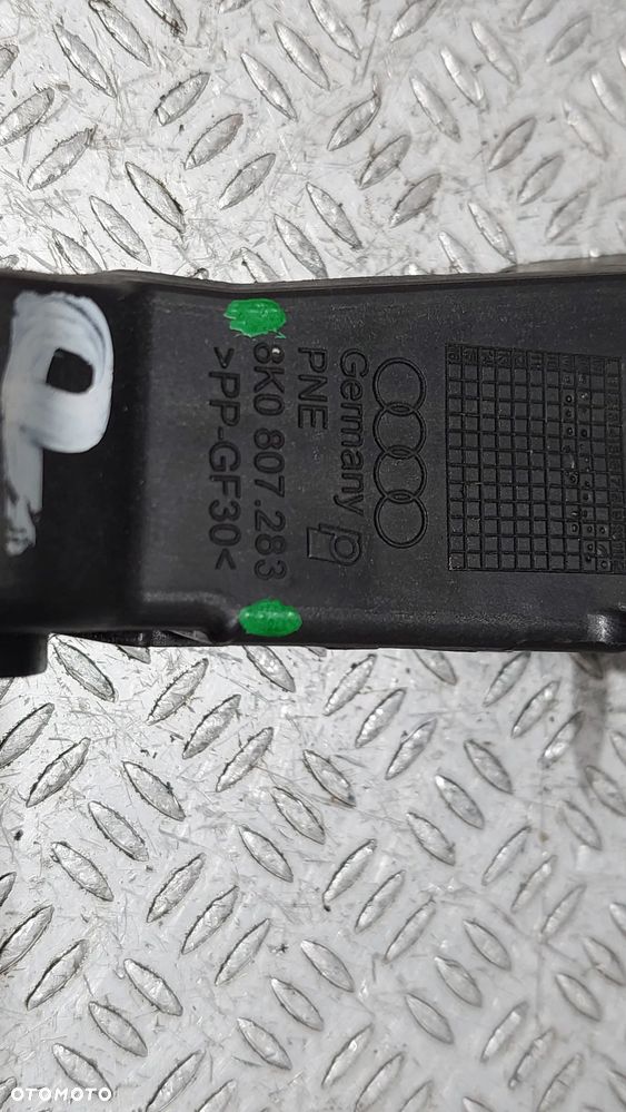 ŚLIZG ZDERZAKA LEWY PRZÓD AUDI A4 B8 1,8 TFSI R2009 NR 8K0807283 - 2