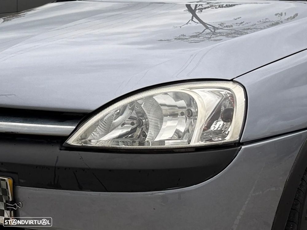 Opel Corsa 1.2 16V Enjoy R - 5