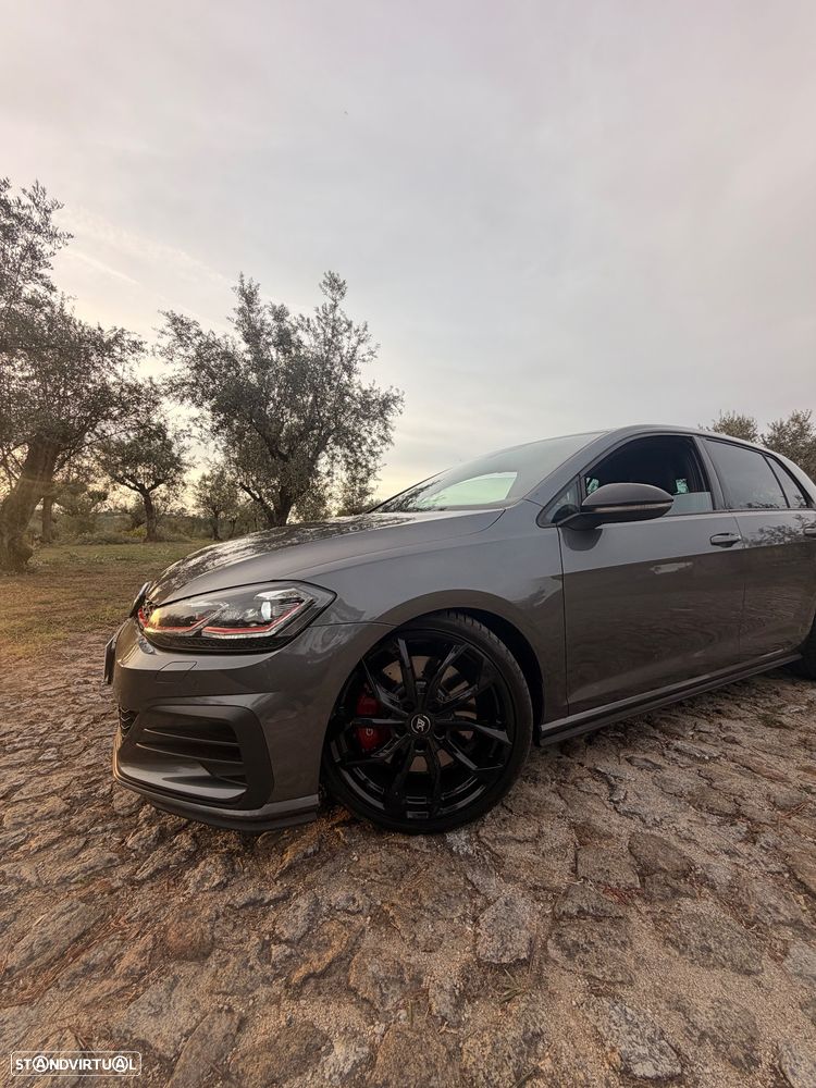 VW Golf - 12