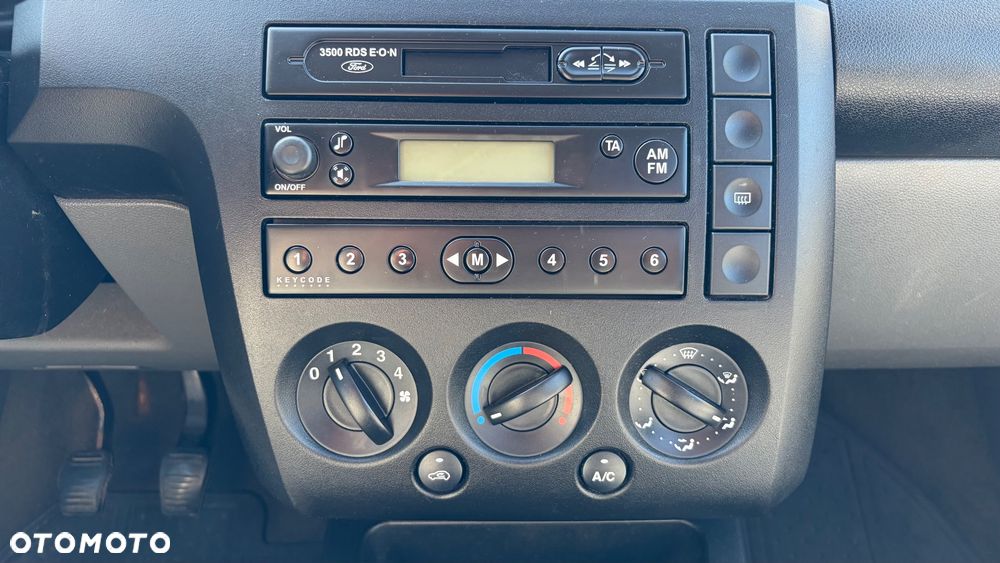 Ford Fiesta 1.4 - 15