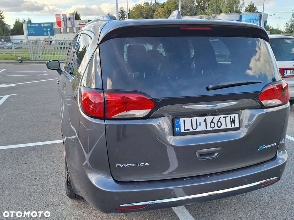 Chrysler Pacifica - 14