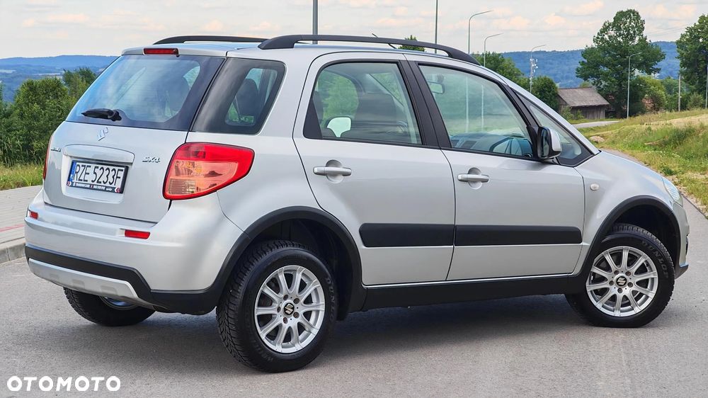 Suzuki SX4 1.6 VVT 4x4 Style - 7