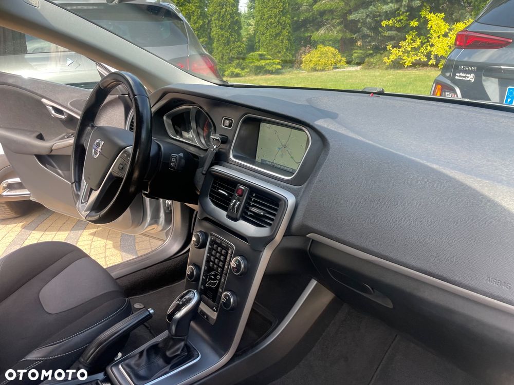 Volvo V40 D2 Powershift Momentum - 11