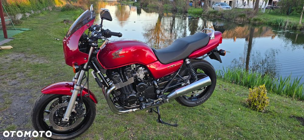 Honda CB - 2