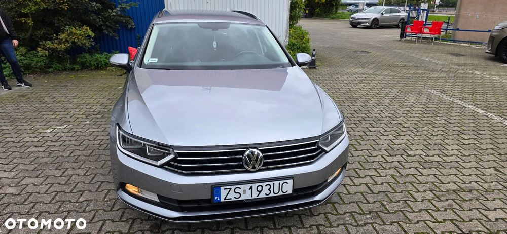 Volkswagen Passat 1.6 TDI BMT Trendline - 8