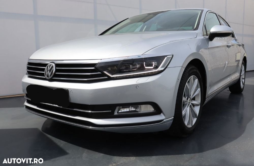 Volkswagen Passat 2.0 TDI DSG Highline - 1