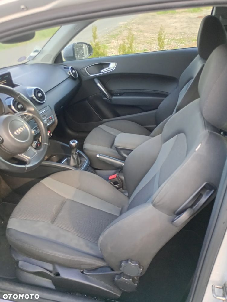 Audi A1 3-drzwiowe 1.0 TFSI ultra sport - 31