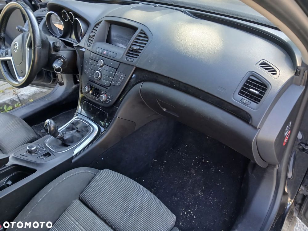 Opel Insignia - 14