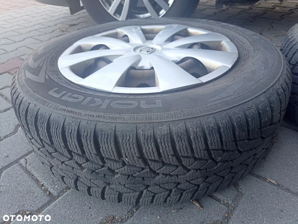 Toyota Auris 1.33 VVT-i Active - 10