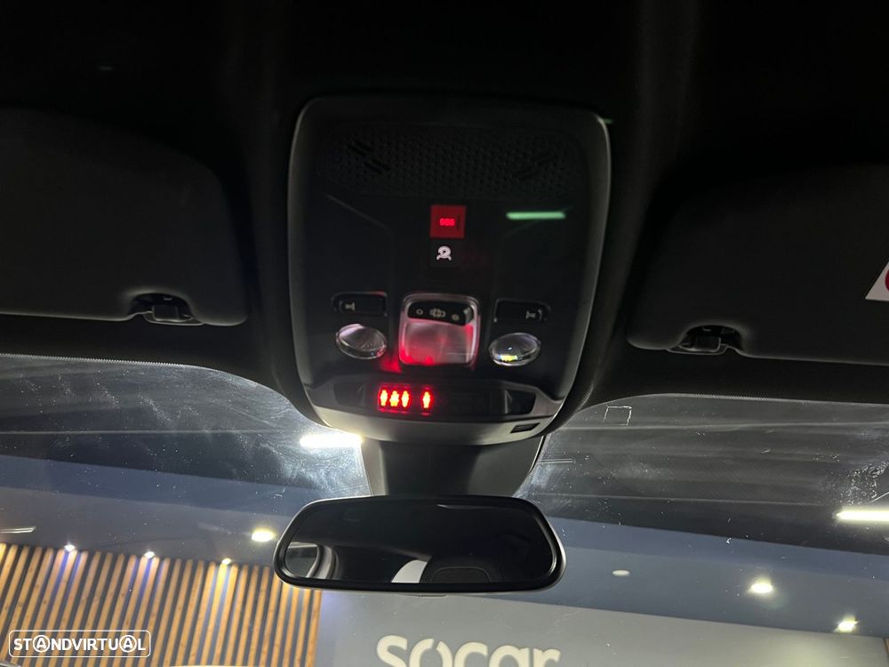 Peugeot 2008 1.2 Hybrid Allure e-DCS6 - 23