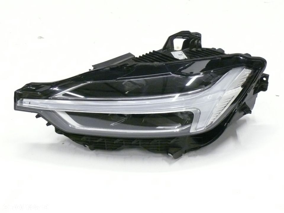 LAMPA PRZEDNIA LEWA VOLVO XC60 2017 2020 LED FULL - 2