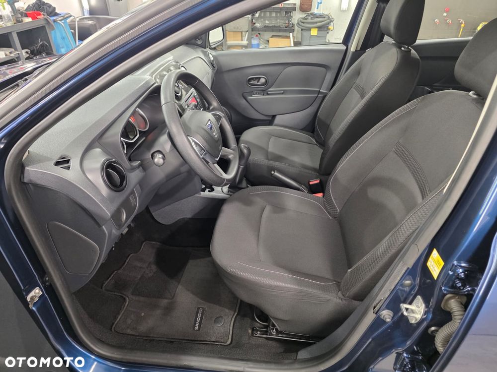 Dacia Sandero 1.2 16V 75 Celebration - 34