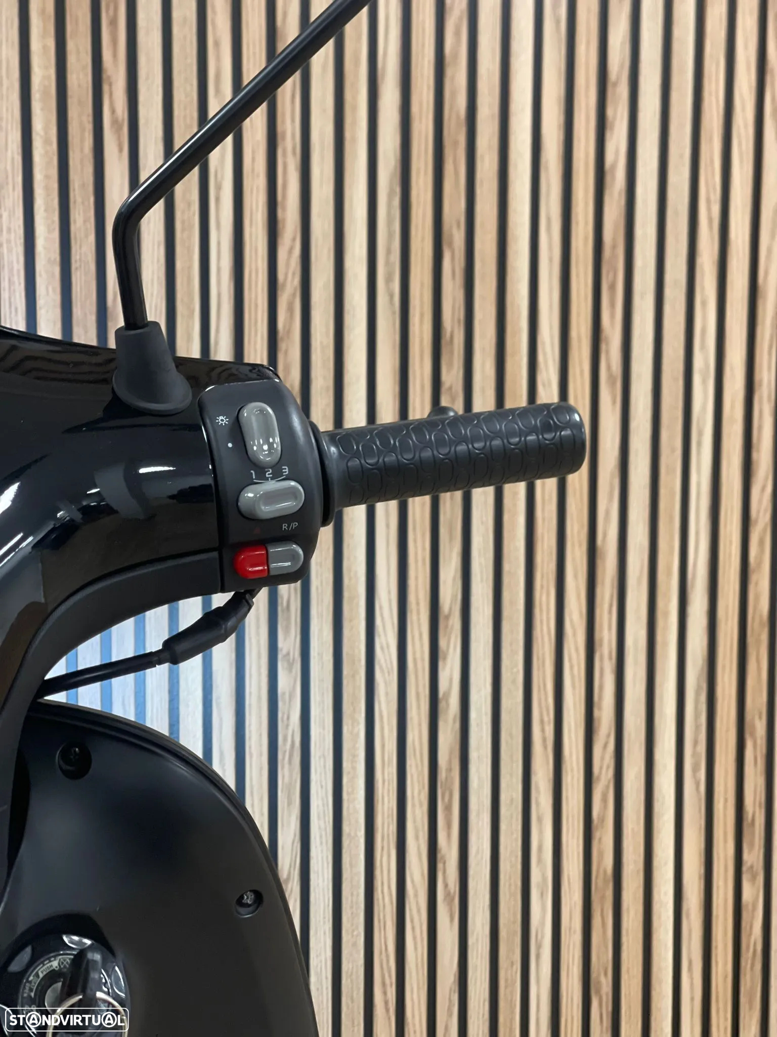 Horwin EK1 100% elettrica - 10