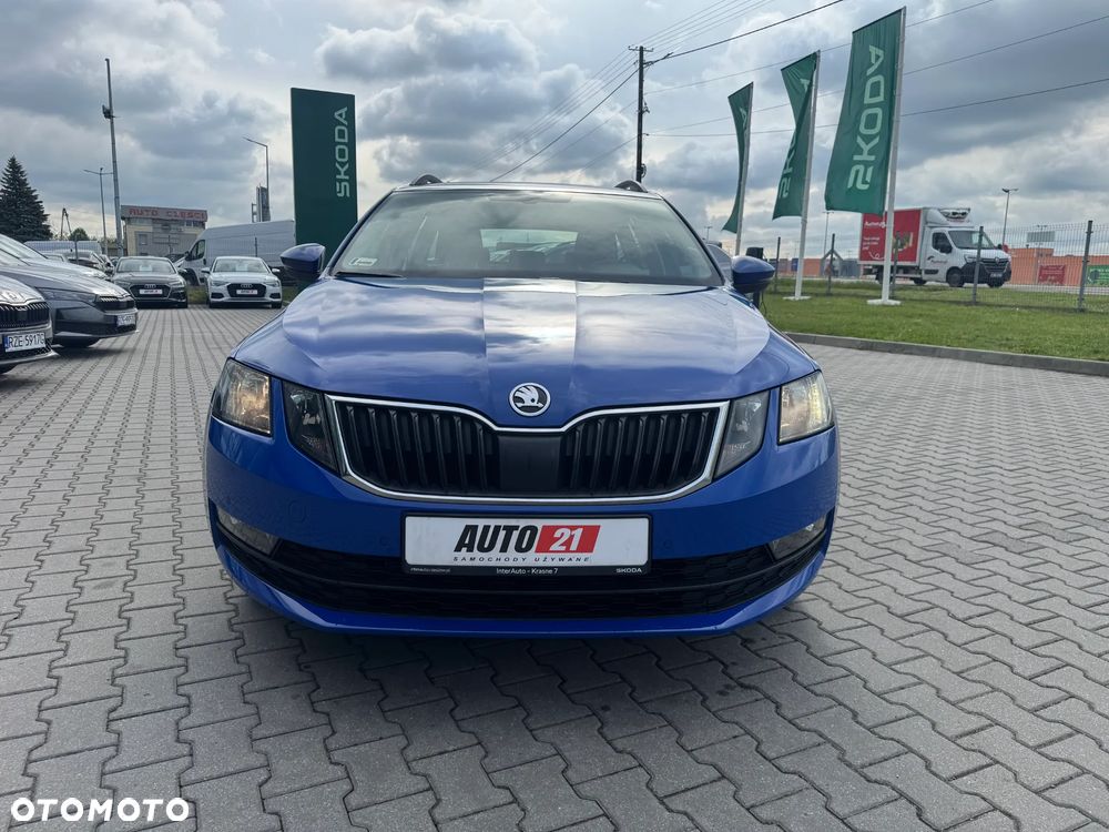 Skoda Octavia 2.0 TDI SCR Ambition DSG - 2