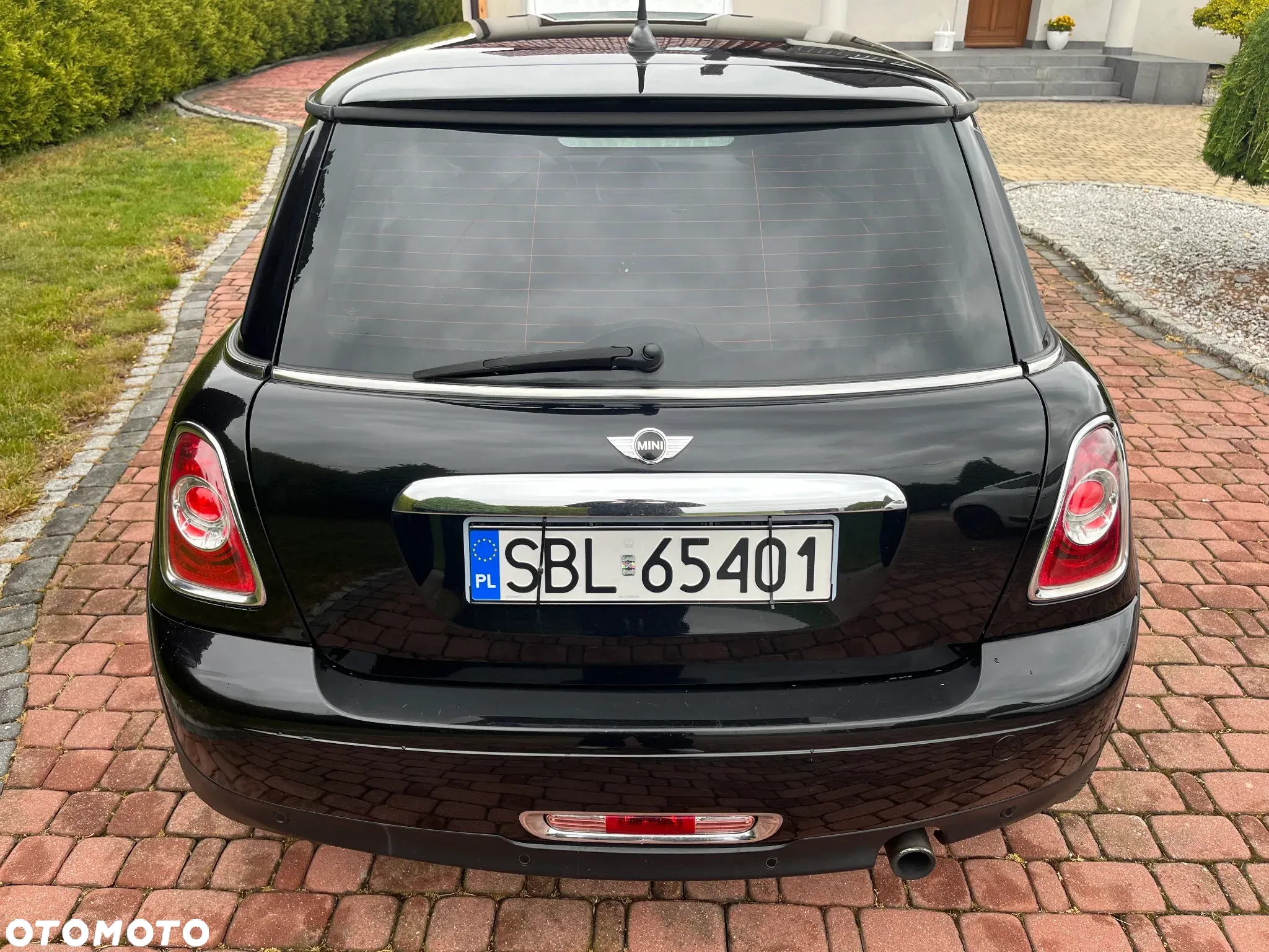 MINI ONE Standard - 5