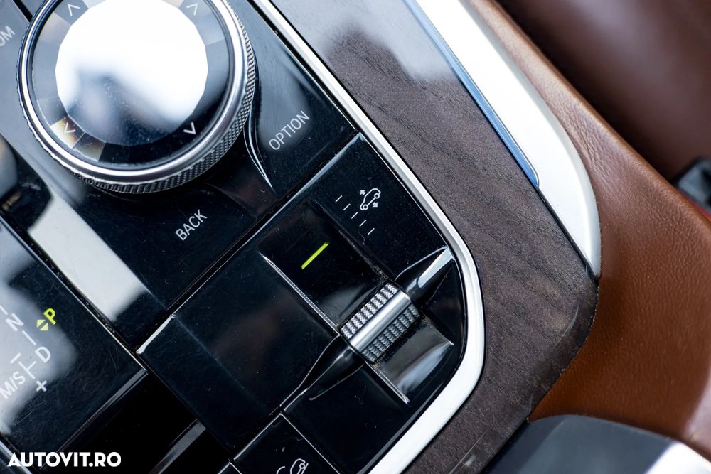 BMW X5 xDrive45e AT PHEV - 31