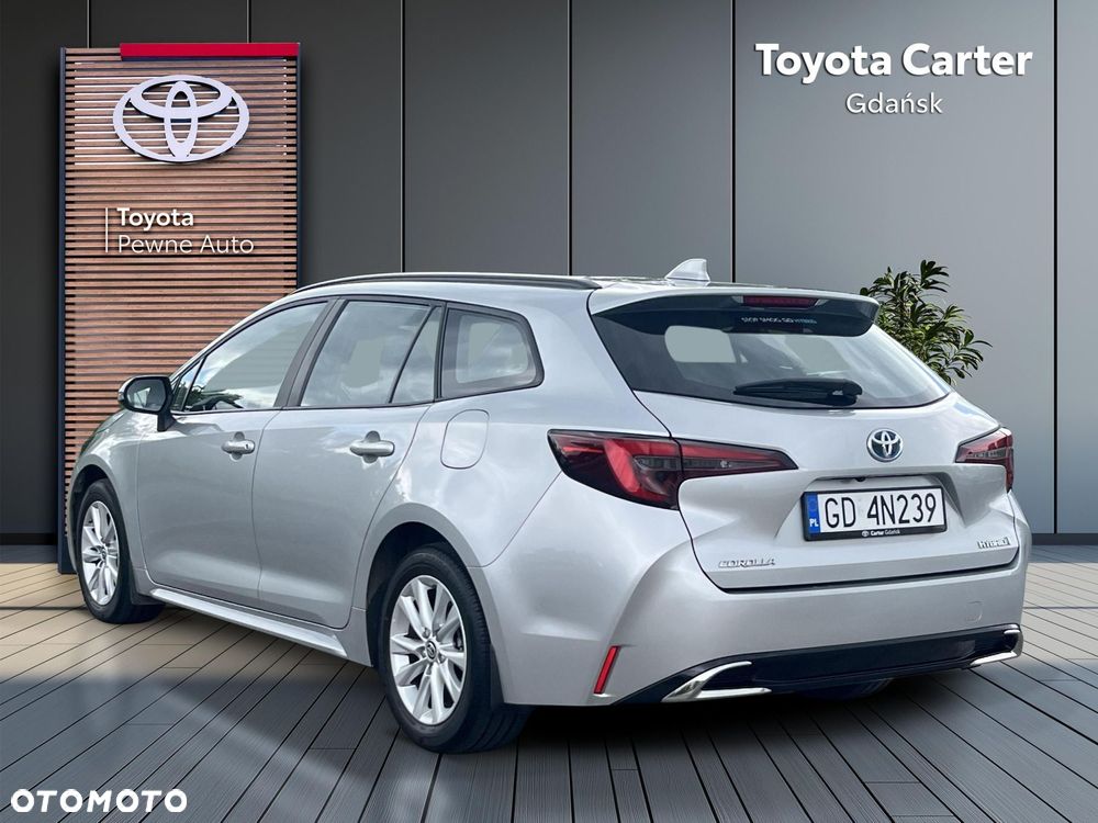 Toyota Corolla 1.8 Hybrid Comfort - 4