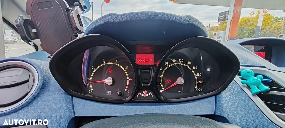 Ford Fiesta - 5